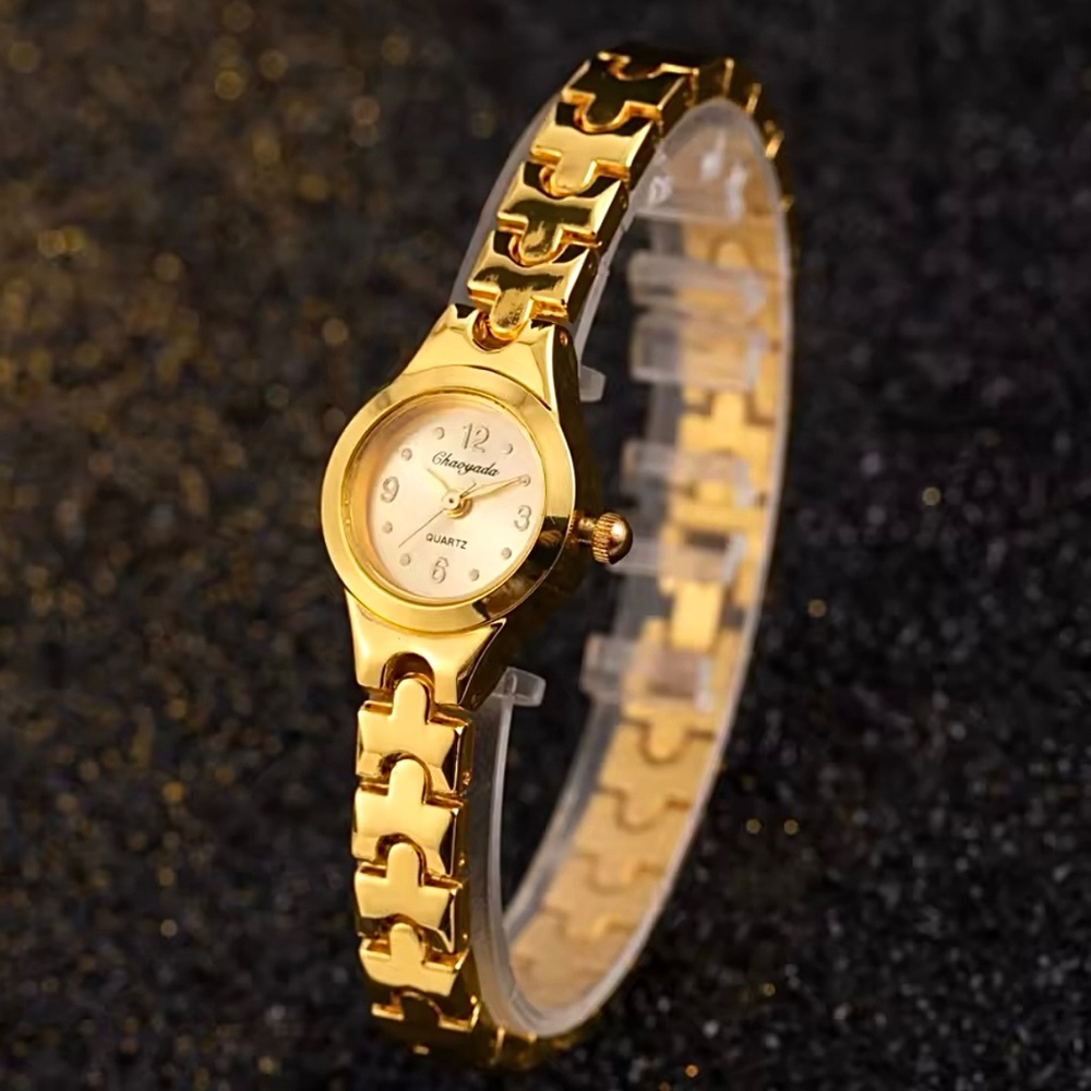 Gold Round Watch - Picture 3 of 3
